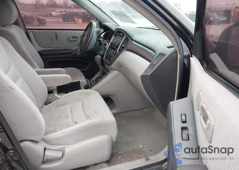 2003 Toyota Highlander from USA, damaged, VIN JTEGD21A630060872